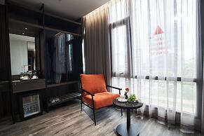 GrandView Hotel & Residence
