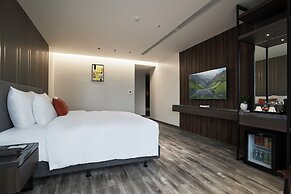 GrandView Hotel & Residence
