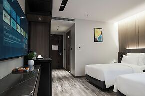 GrandView Hotel & Residence