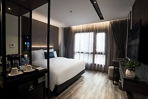 GrandView Hotel & Residence