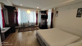 The Kaizer Valley Hotel