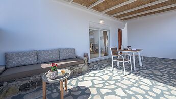 GIOURGAS STUDIOS & APARTMENTS