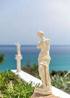 GIOURGAS STUDIOS & APARTMENTS