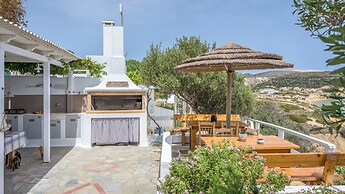 GIOURGAS STUDIOS & APARTMENTS