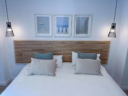 ZUR Boutique Hostel