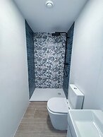 ZUR Boutique Hostel