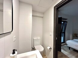 ZUR Boutique Hostel