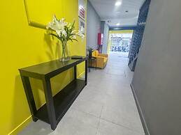 ZUR Boutique Hostel