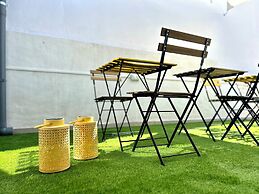 ZUR Boutique Hostel