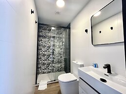 ZUR Boutique Hostel