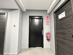 ZUR Boutique Hostel