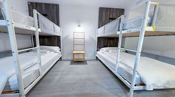 ZUR Boutique Hostel