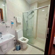 GUR ROYAL HOTEL