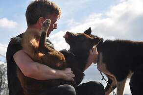 Holmen Husky AS