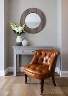 Stylish 3-bed Apartment in the Heritage Quarter