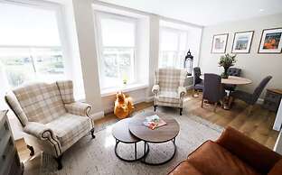 Stylish 3-bed Apartment in the Heritage Quarter