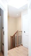 Charming London House - Sleeps 4 & Outdoor Space