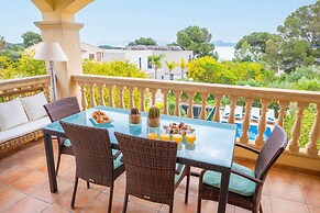 Xilvar in Mallorca With 3 Bedrooms and 2 Bathrooms