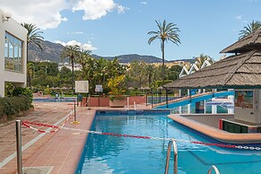 Benalbeach With Pools And Seaview