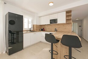 Trafalgar Sunset Home