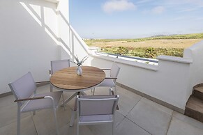 Trafalgar Sunset Home