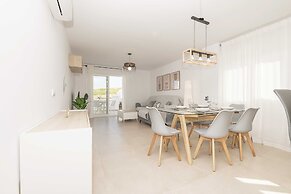 Trafalgar Sunset Home