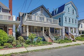2 Blocks to Beach: Sunny Ocean Grove Apartment