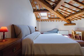 Mensano Old Town Apartment