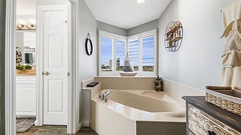 Boardwalk Unit 811 3 Bedroom Condo