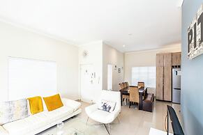 Modern Executive Unit