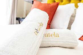 Modern Executive Unit