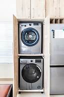 Modern Executive Unit