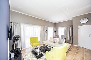 Modern Executive Unit