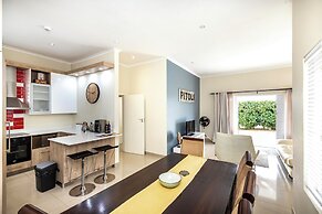 Modern Executive Unit