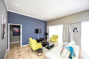 Modern Executive Unit