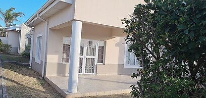 Modern Executive Unit