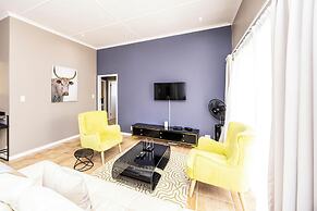 Modern Executive Unit