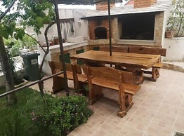 Sunset Garden Podstrana