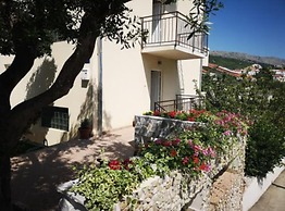 Sunset Garden Podstrana
