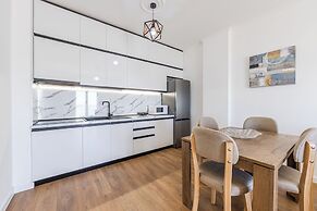 Joe's Seafront Apartment