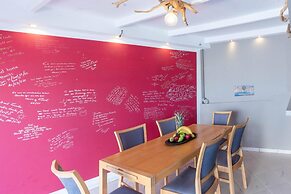 Three Waves Maisonettes Elena