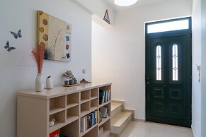 Three Waves Maisonettes Elena