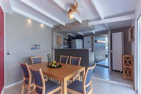 Three Waves Maisonettes Elena