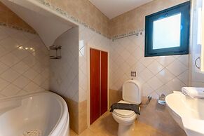 Three Waves Maisonettes Elena