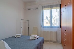 Three Waves Maisonettes Manoussos