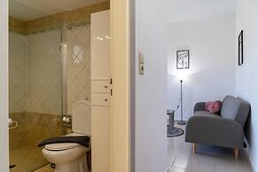 Three Waves Maisonettes Manoussos