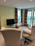 2 Guests - Free Parking - Bbq & Patio - Sea Views