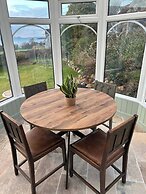 2 Guests - Free Parking - Bbq & Patio - Sea Views