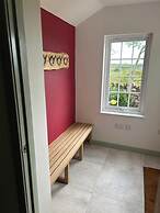 2 Guests - Free Parking - Bbq & Patio - Sea Views