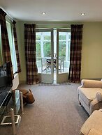 2 Guests - Free Parking - Bbq & Patio - Sea Views